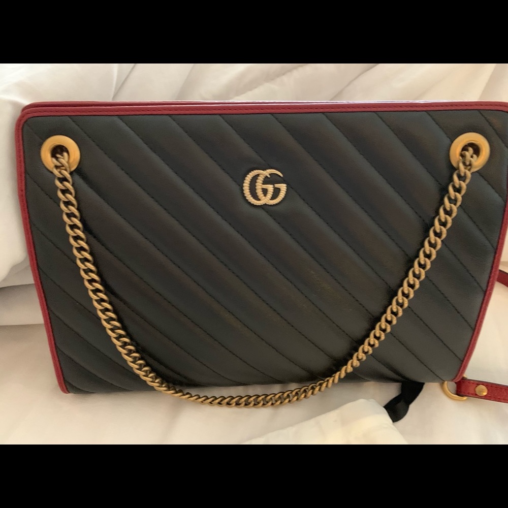Gucci - Picture 2 of 8